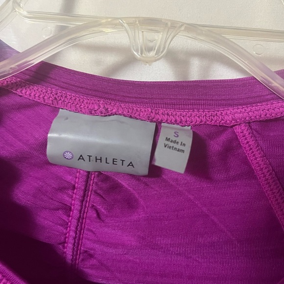 Athleta Purple Lightweight 1/2 Zippered Pullover Size Small - Picture 8 of 9